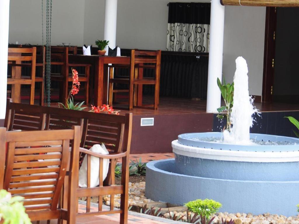 Sihilro Regency Hotel Udawalawe Εξωτερικό φωτογραφία